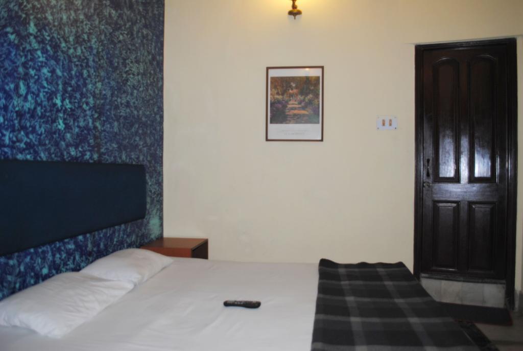 Hotel Esplanade Chambers Calcutta Chambre photo